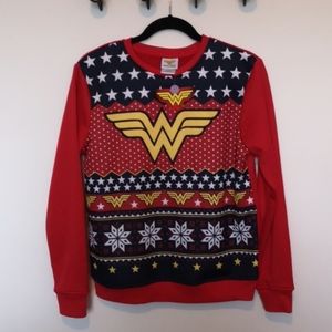 Bnwt Wonder Woman Christmas sweater